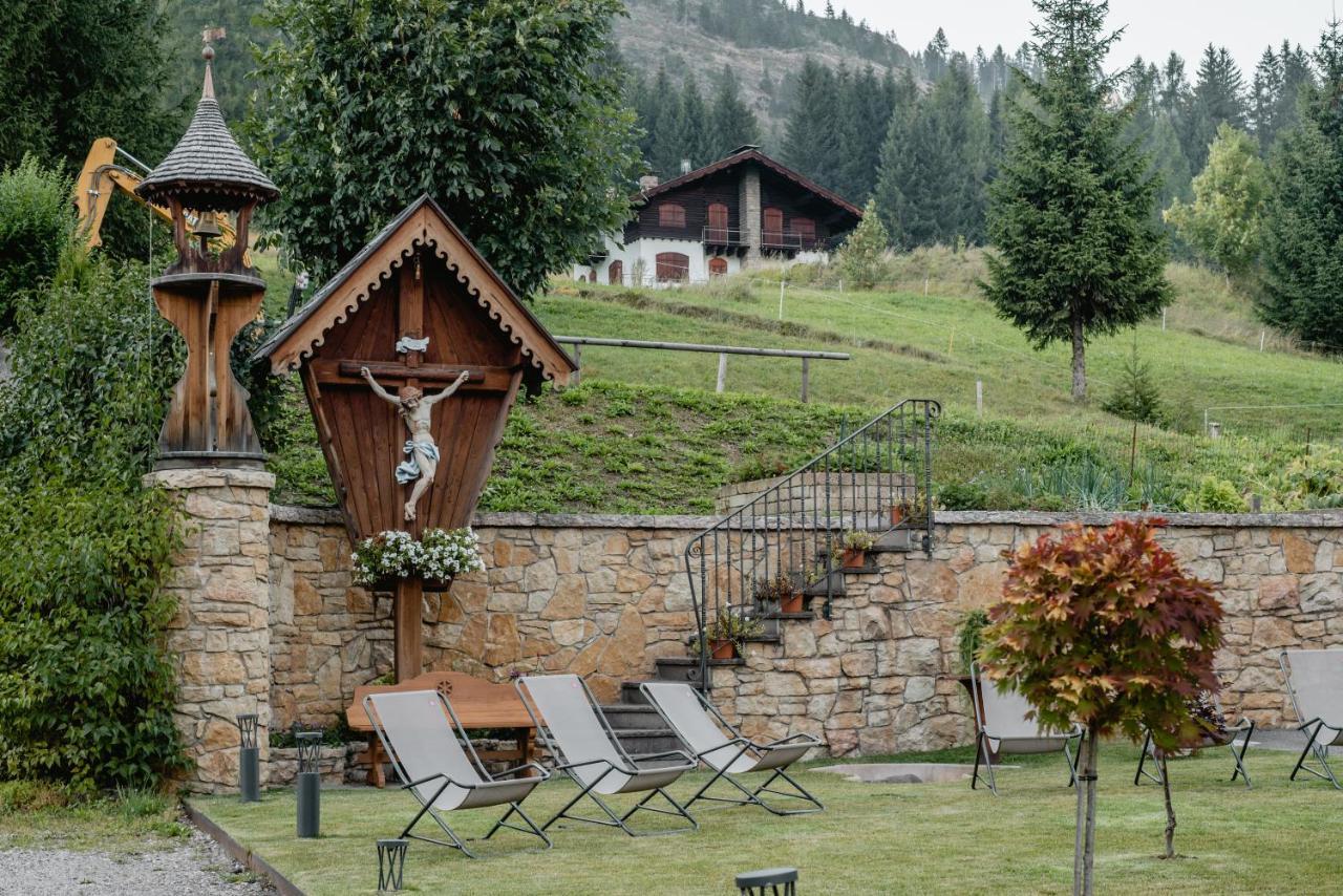 Garnì Aurora Bed&Breakfast Soraga di Fassa Exterior foto
